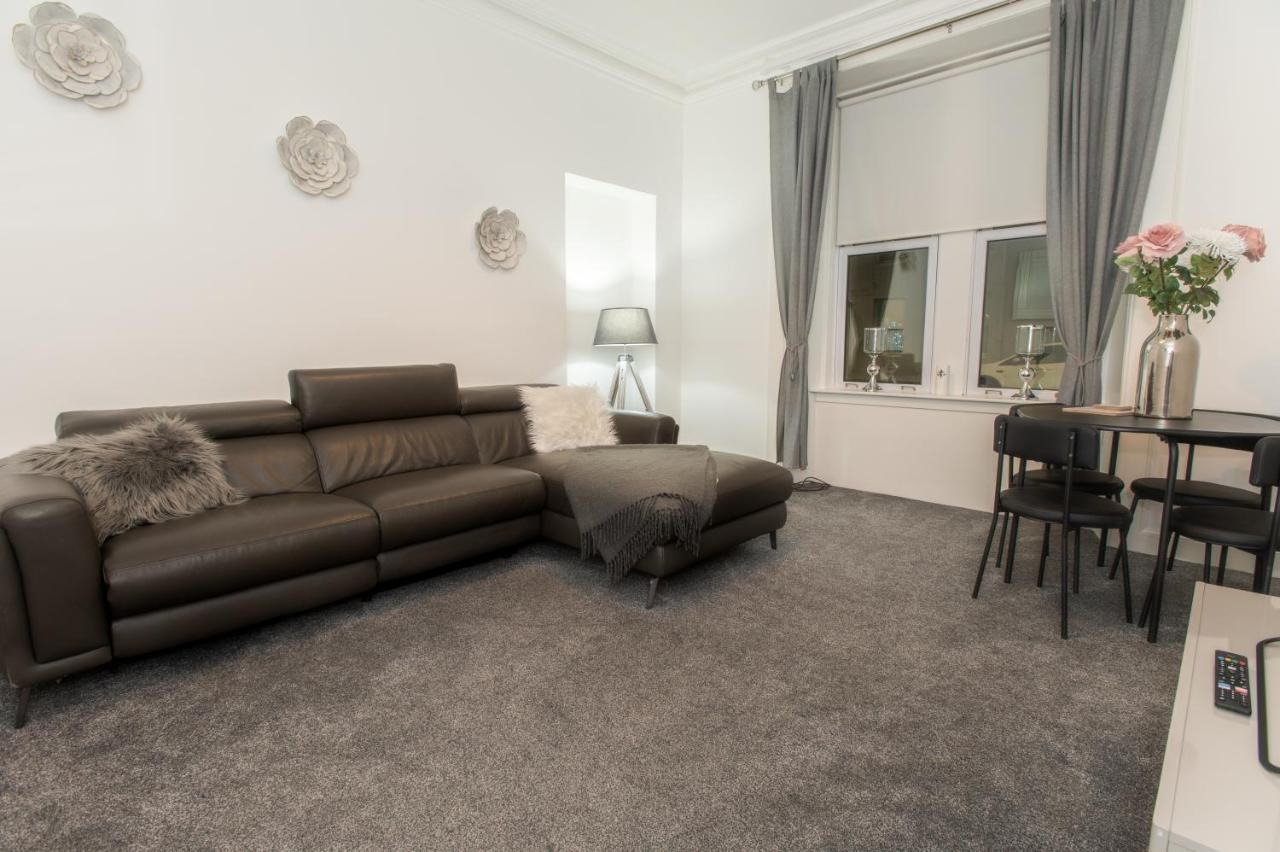 Appartamento Maze Beach Getaway Ayr Esterno foto